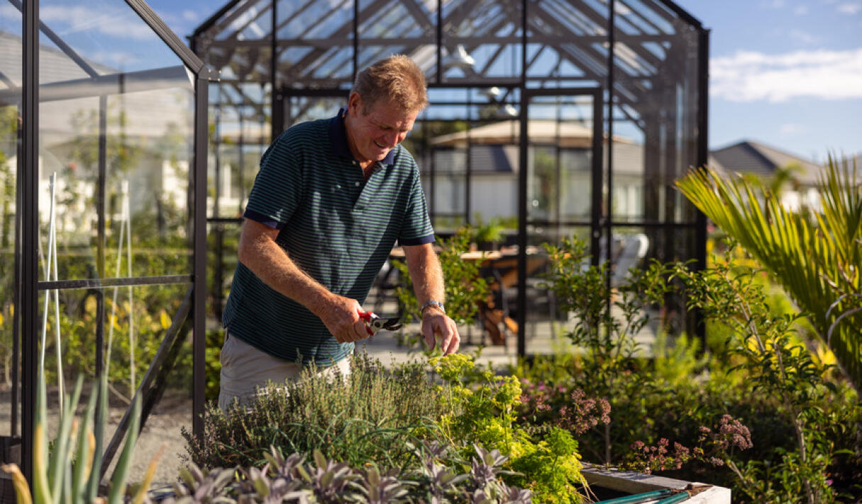 Exploring The Village Common of Pacific Lakes
