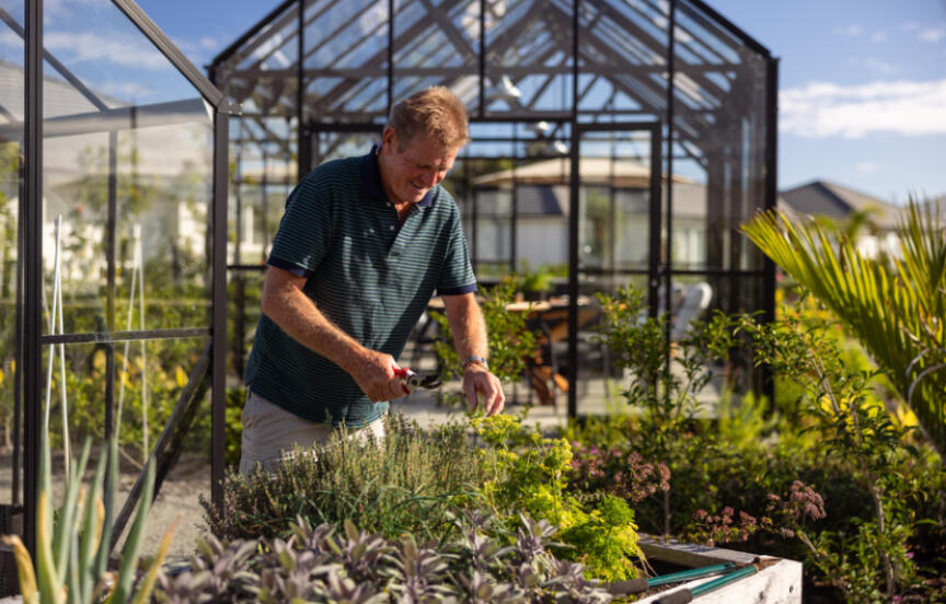Exploring The Village Common of Pacific Lakes